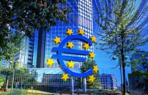 Quantitative Easing and green/brown Sector Bias